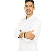 Comprometido, empático, dinámico, divertido, práctico, flexible y original.